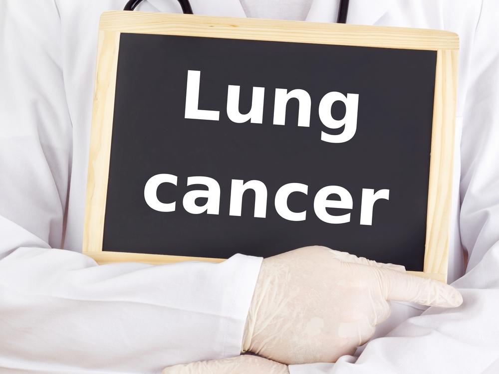 What are the different ways to treat lung cancer
