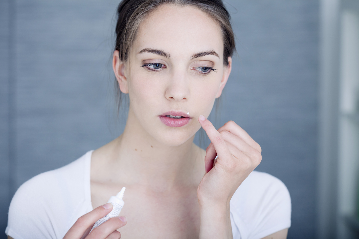 Herpes – Symptoms, causes, and prevention