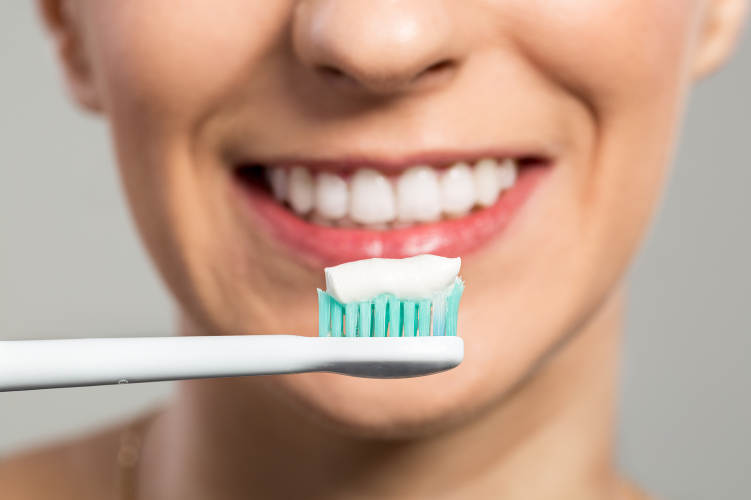 Benefits of fluoride in toothpaste