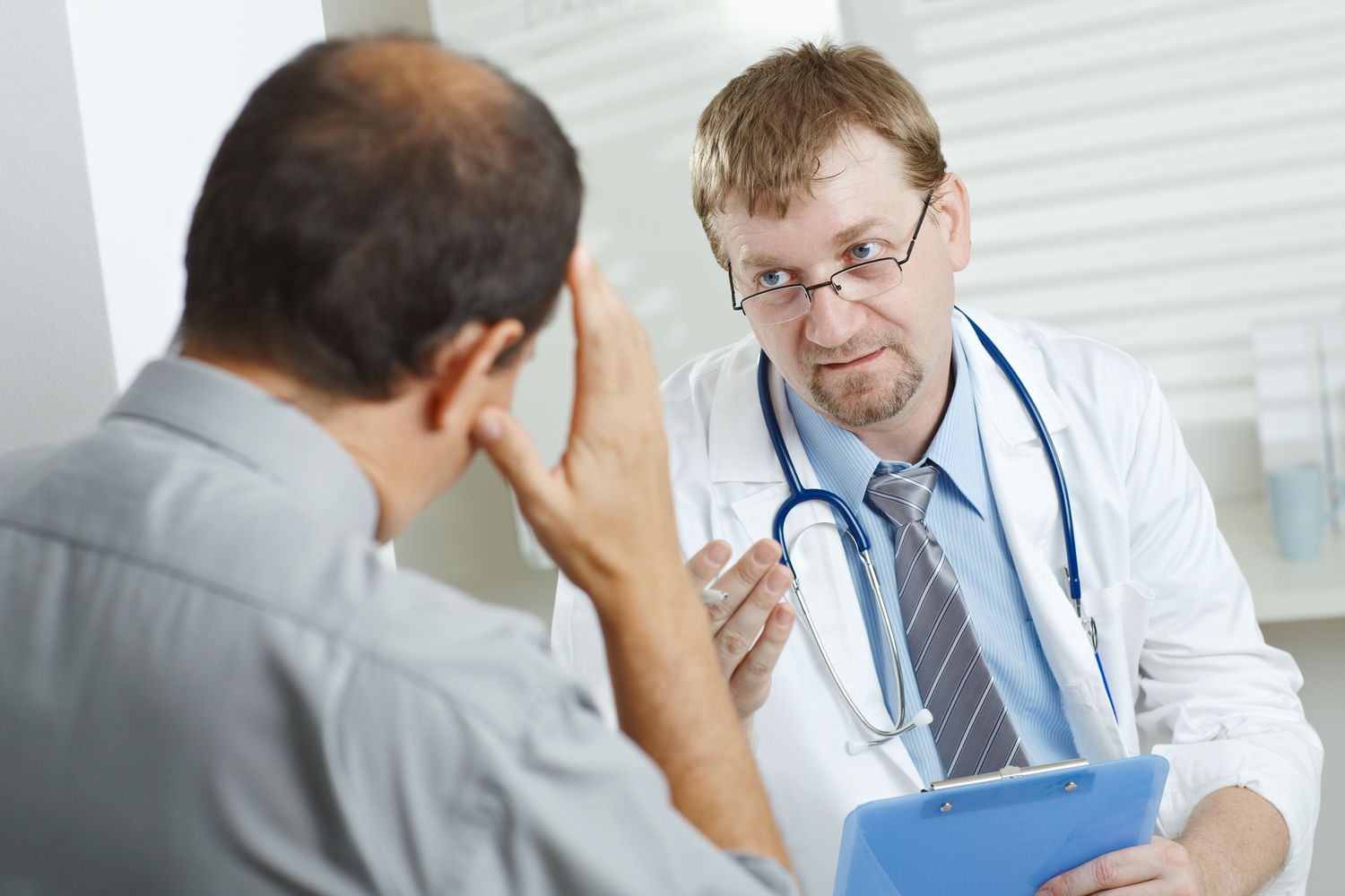 Early Warning Signs of Multiple Sclerosis